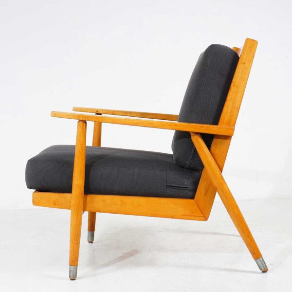 On Armchair Oscar Niemeyer