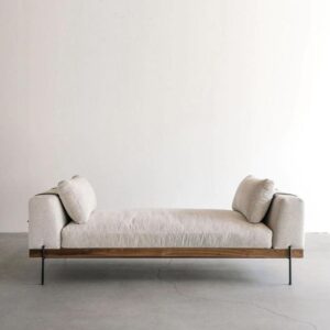 Modern Chaise Longue with Wooden Base